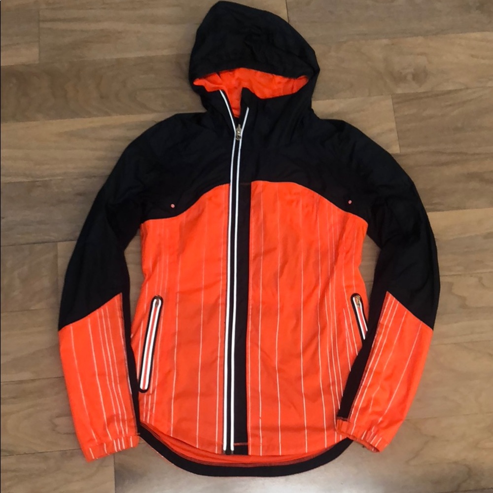 Lululemon windbreaker